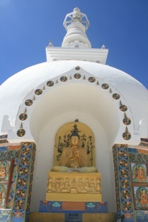 shanti　stupa２.jpg